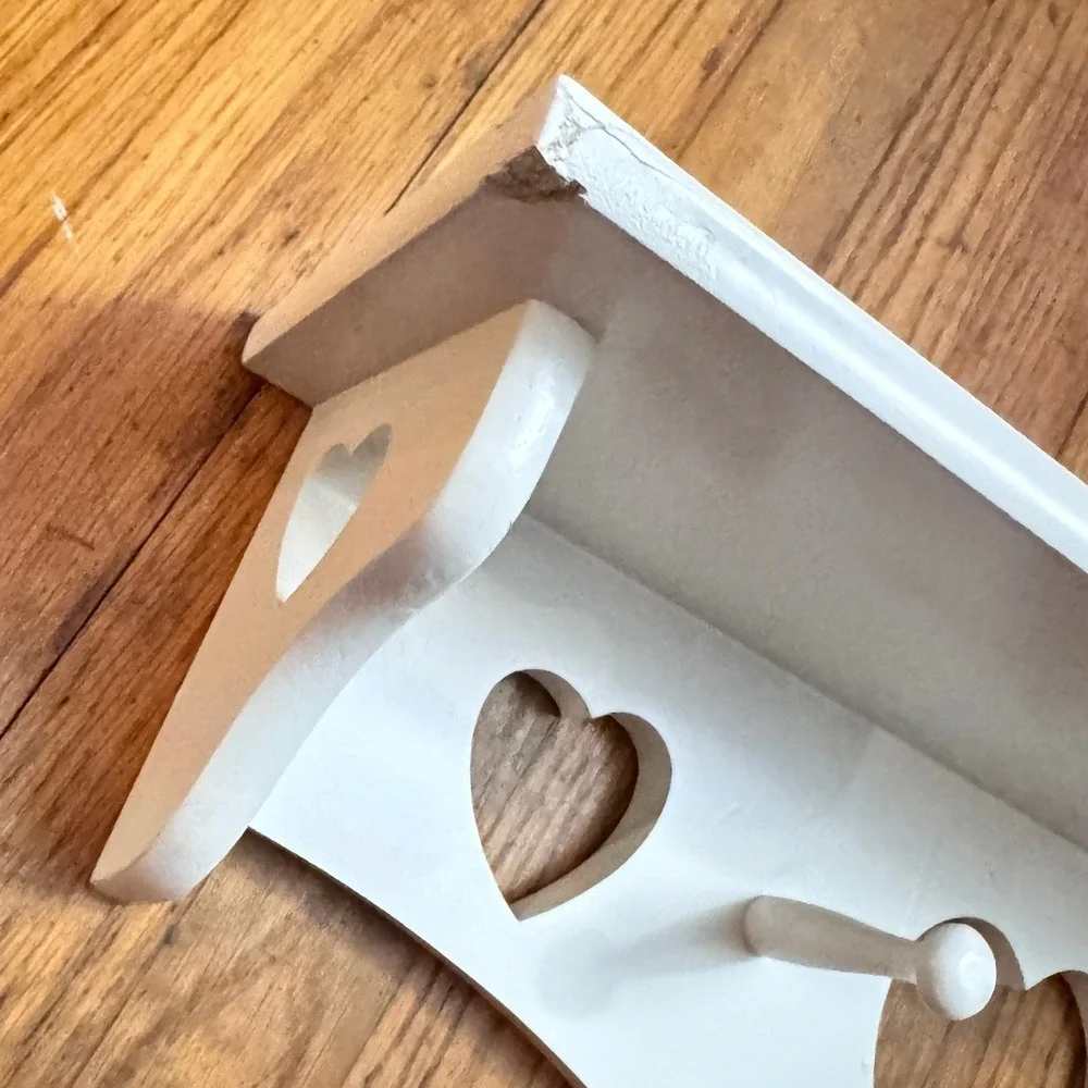 Vintage Style White Wood Heart Wall Shelf with 3 Pegs 23.25